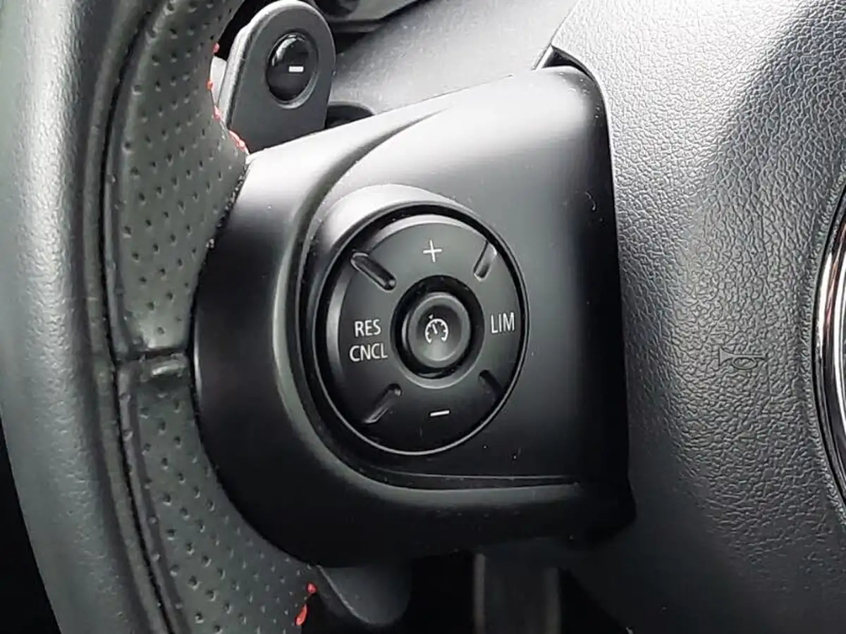 2019-mini-clubman-20-john-cooper-works-big-13