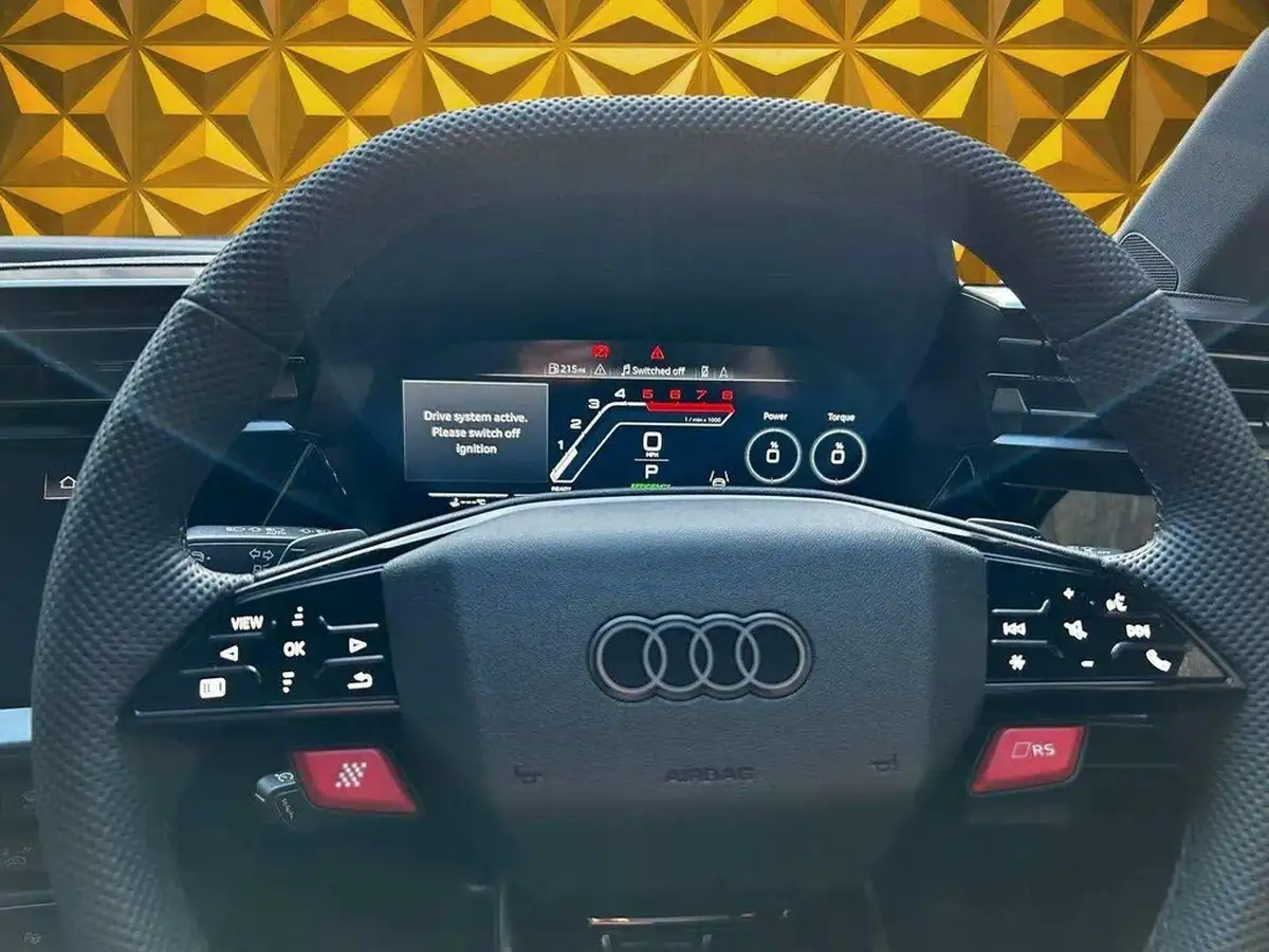 2025-audi-rs3-25-tfsi-carbon-vorsprung-sportback-5d-big-11