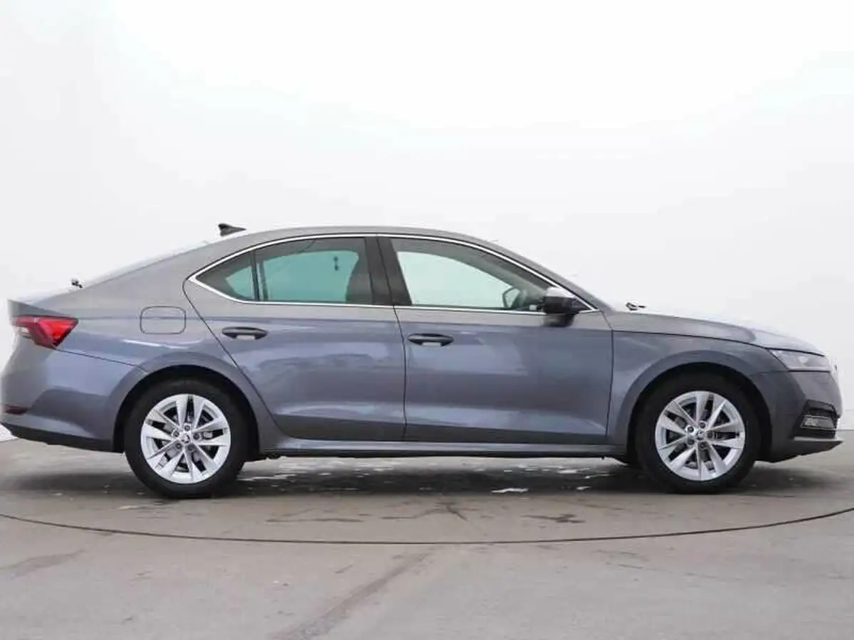 2024-skoda-octavia-15-tsi-e-tec-se-l-hatchback-big-3