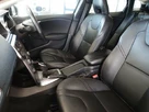 2018-volvo-v40-15-t3-cross-country-pro-small-11