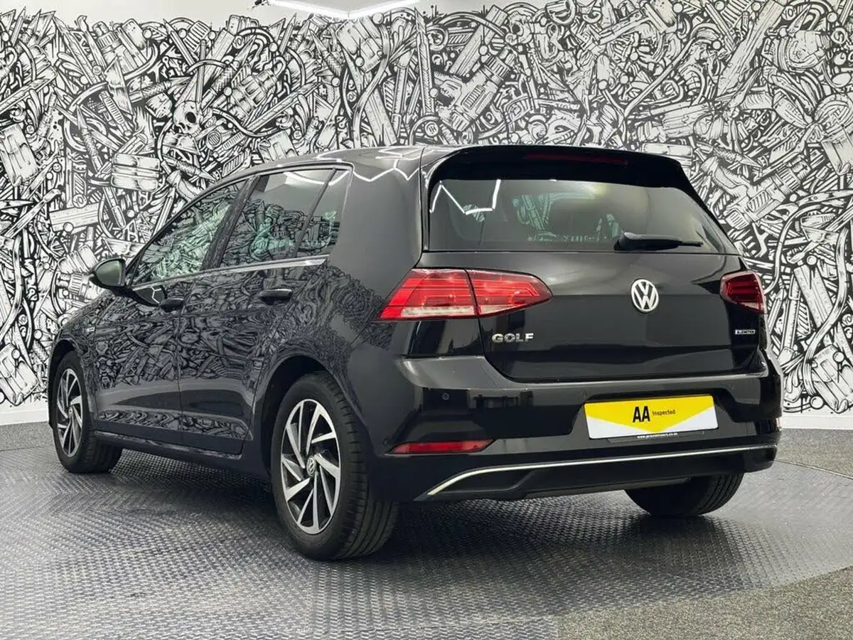2019-volkswagen-golf-15-tsi-match-130ps-hatchback-5d-big-8