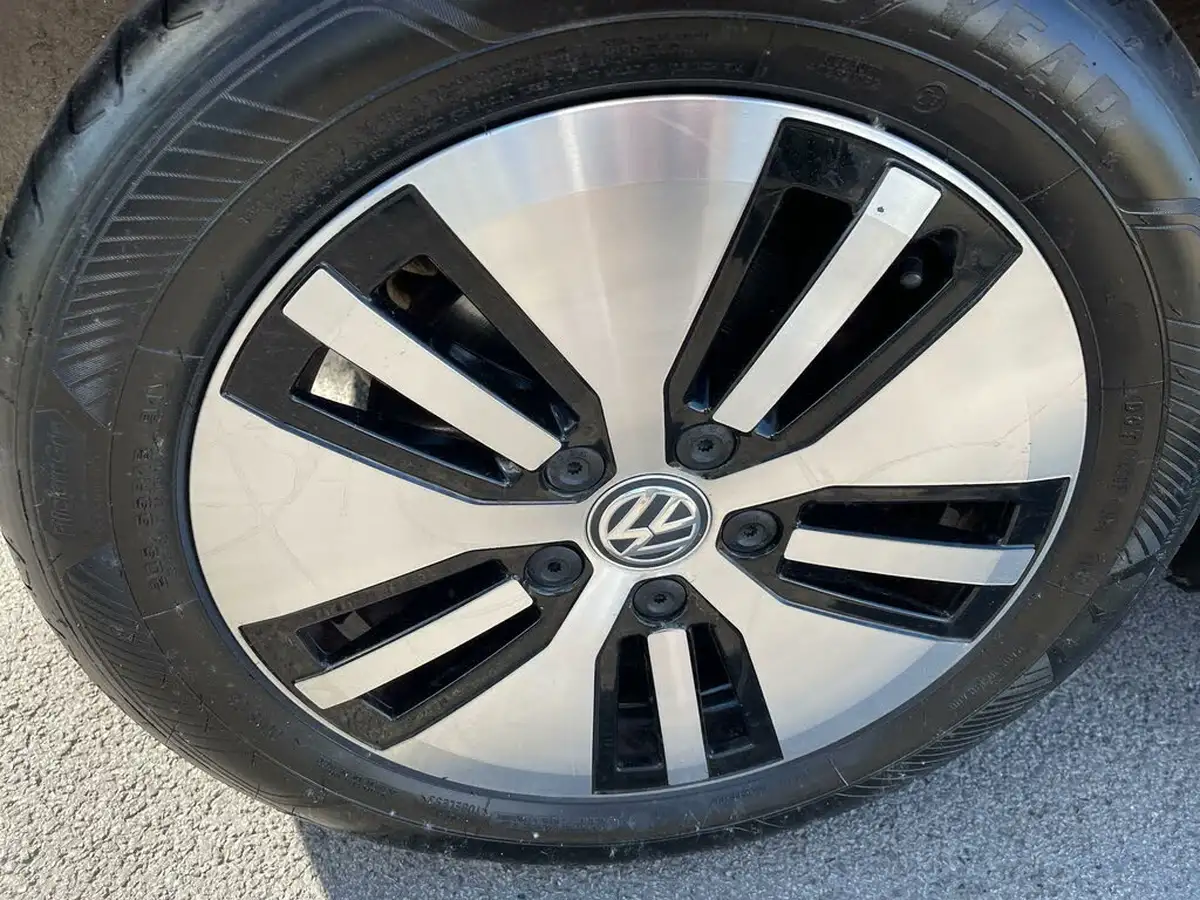 2020-volkswagen-golf-e-e-golf-big-32