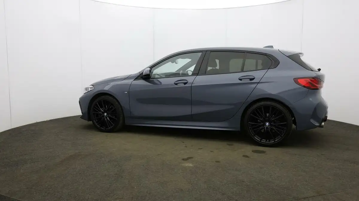 2020-bmw-1-series-big-63