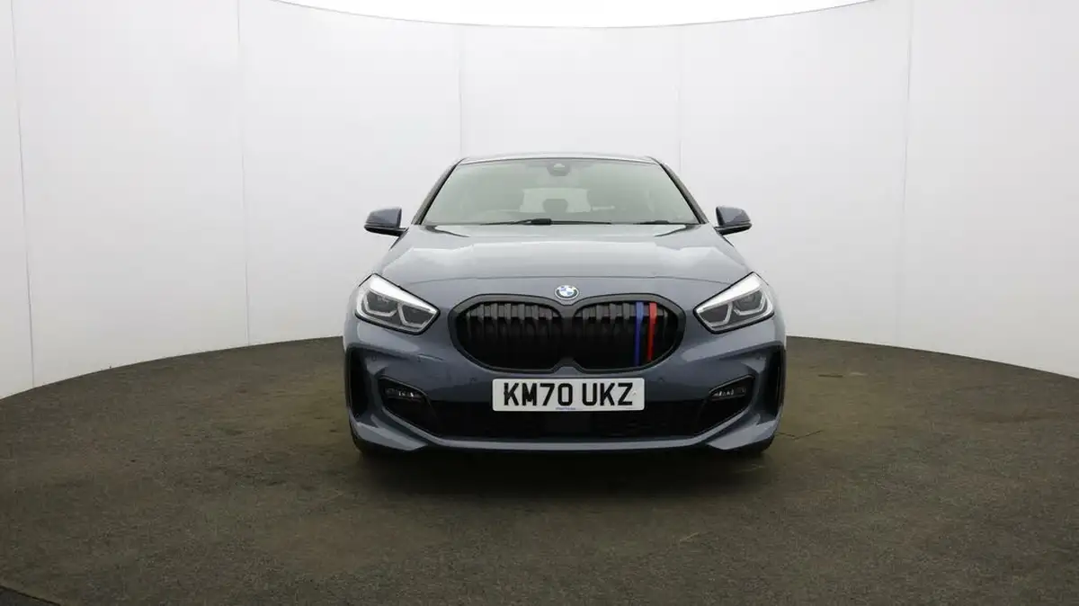 2020-bmw-1-series-big-39