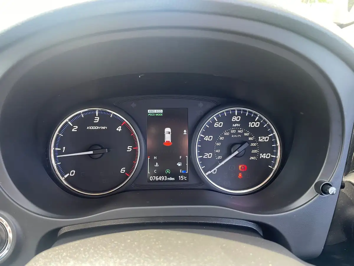 2018-mitsubishi-outlander-22di-d-4-big-21