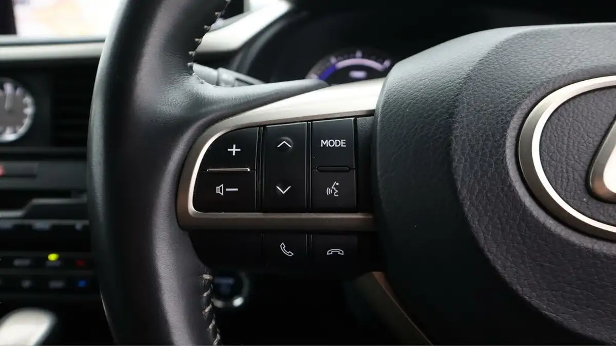 2019-lexus-rx-450h-35-rx-big-24