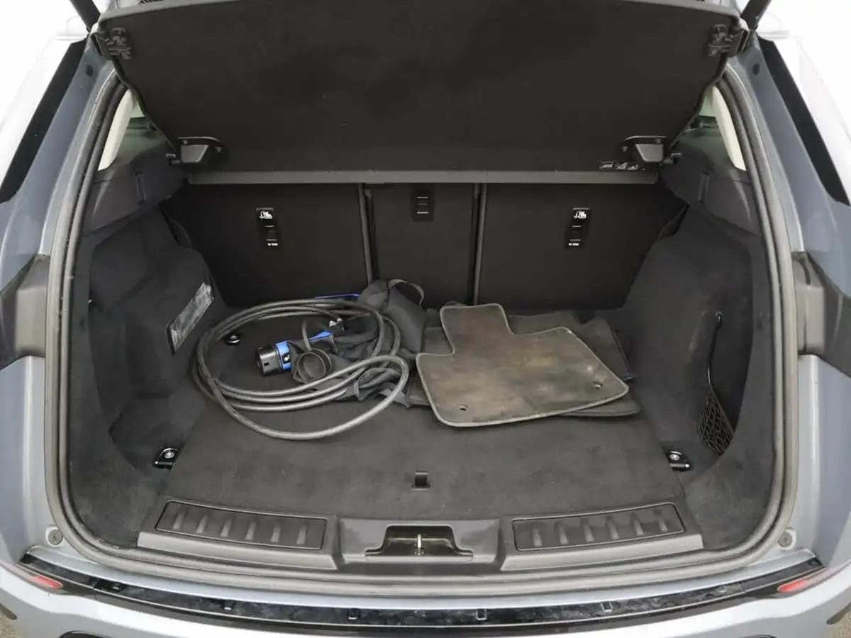 2021-land-rover-range-rover-evoque-15-p300e-se-big-8