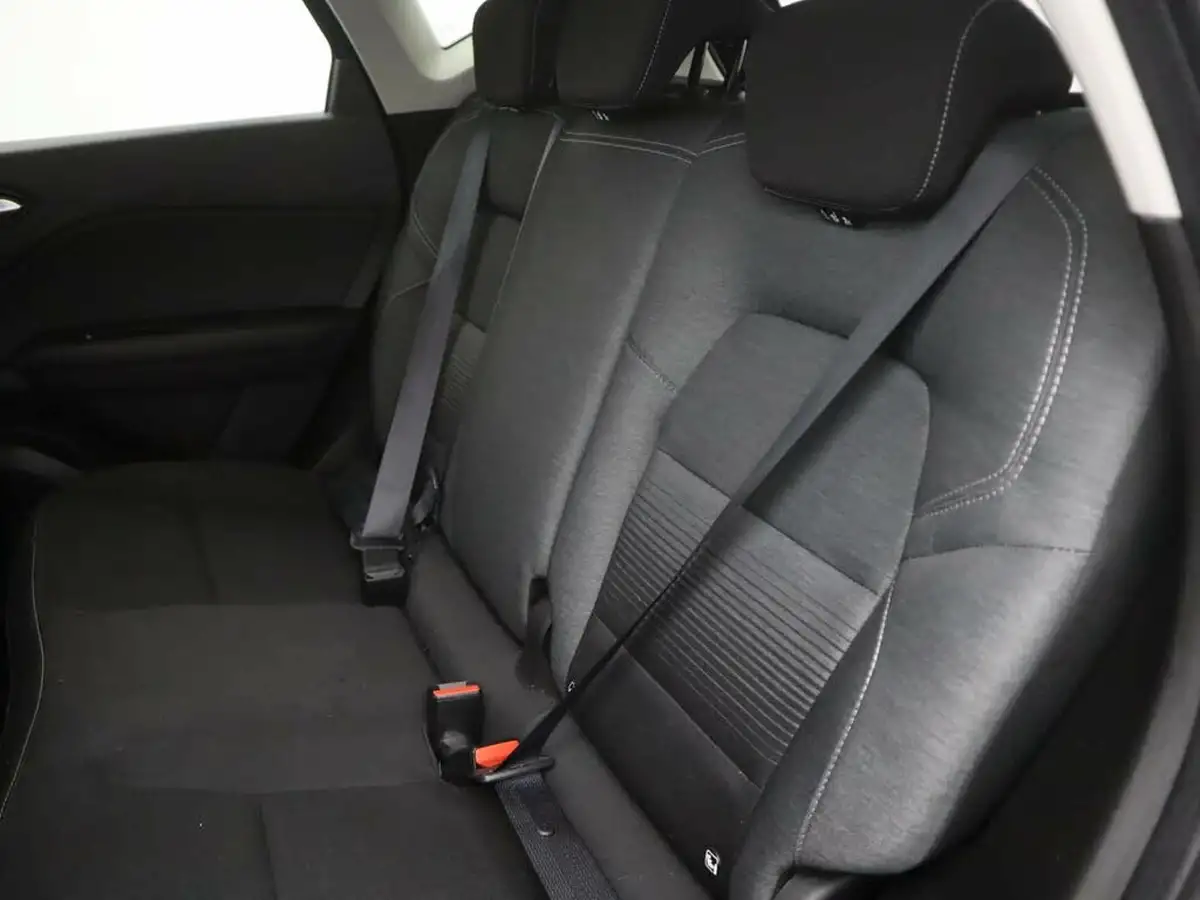 2021-renault-captur-10-tce-iconic-90ps-big-14