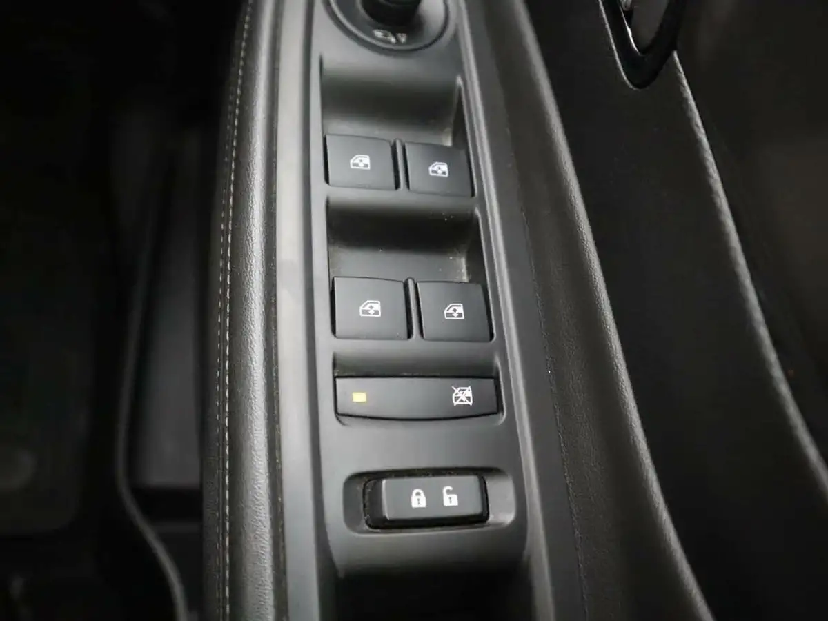 2017-vauxhall-mokka-x-14i-16v-turbo-elite-nav-140ps-ss-1364cc-big-32