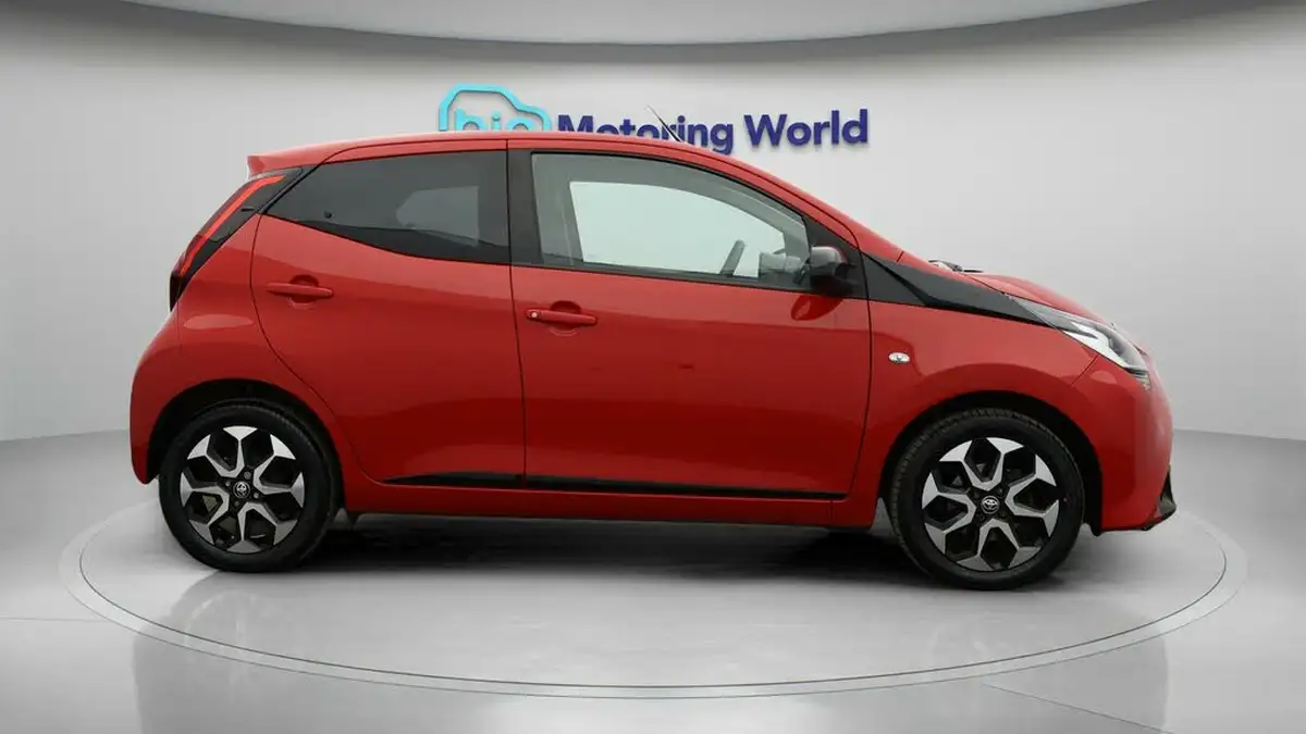 2019-toyota-aygo-10-vvt-i-x-trend-big-7