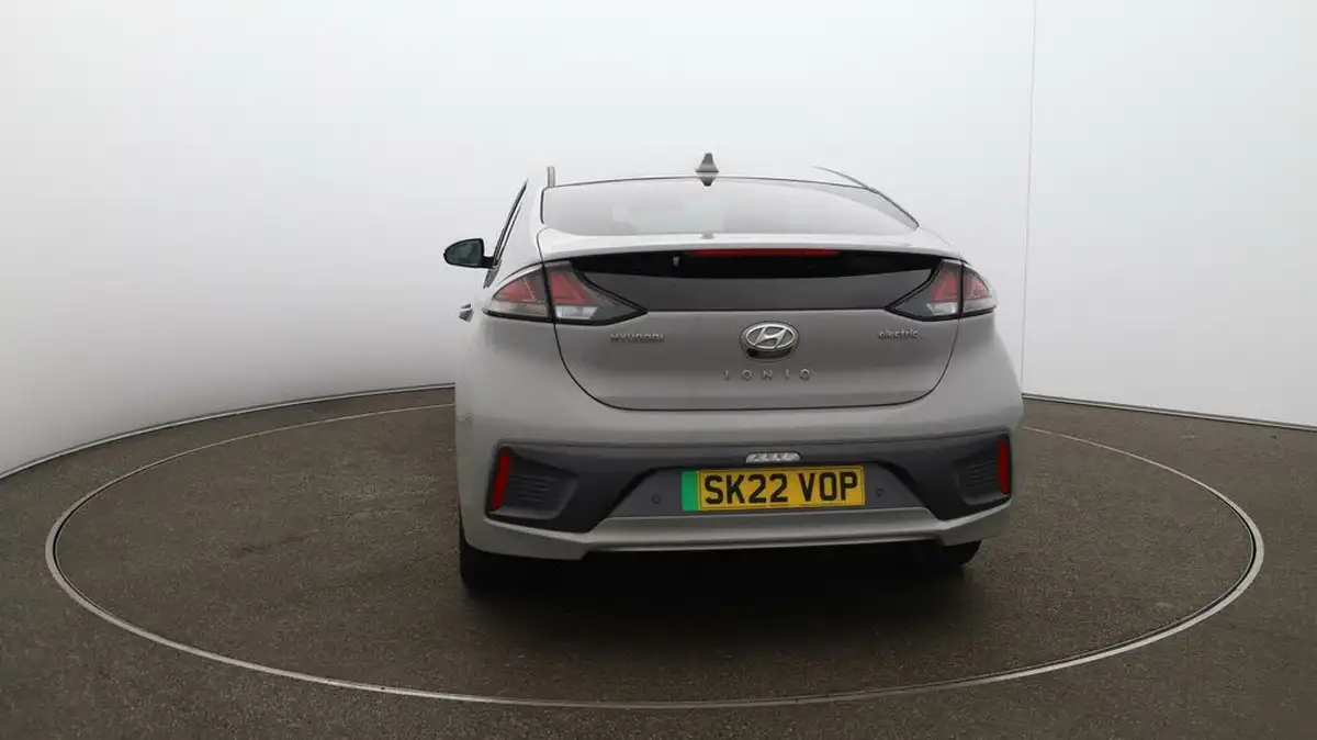 2022-hyundai-ioniq-e-premium-se-electric-big-61