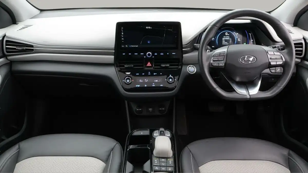 2022-hyundai-ioniq-e-premium-se-electric-big-13