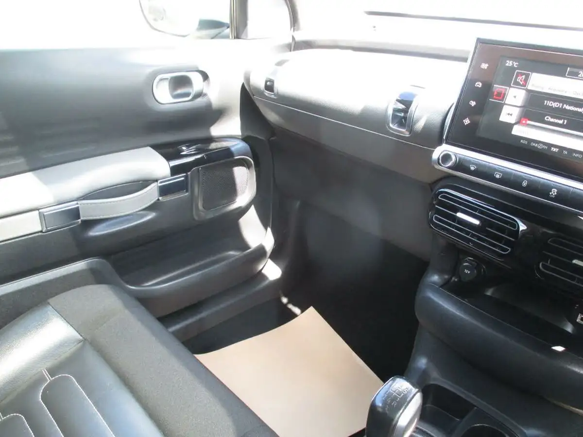 2016-citroen-c4-cactus-16bluehdi-flair-edition-big-35