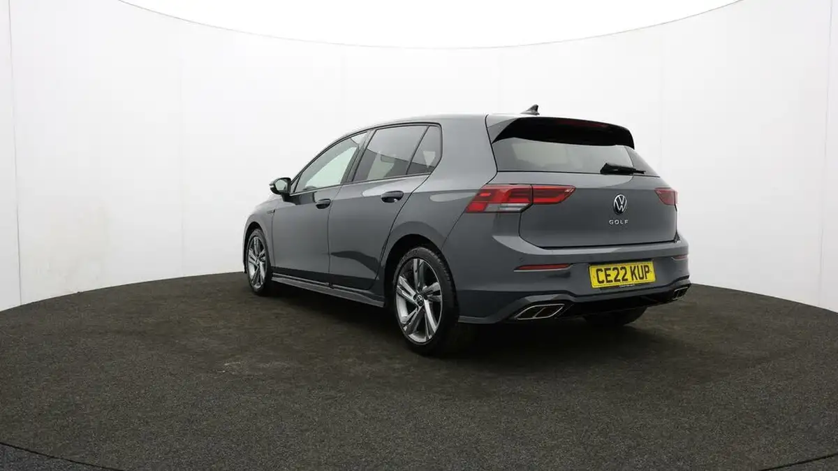 2022-volkswagen-golf-15-tsi-r-line-130ps-hatchback-big-77