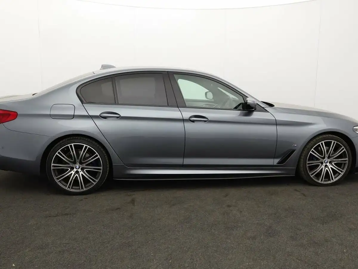 2018-bmw-5-series-20-530e-m-sport-big-10