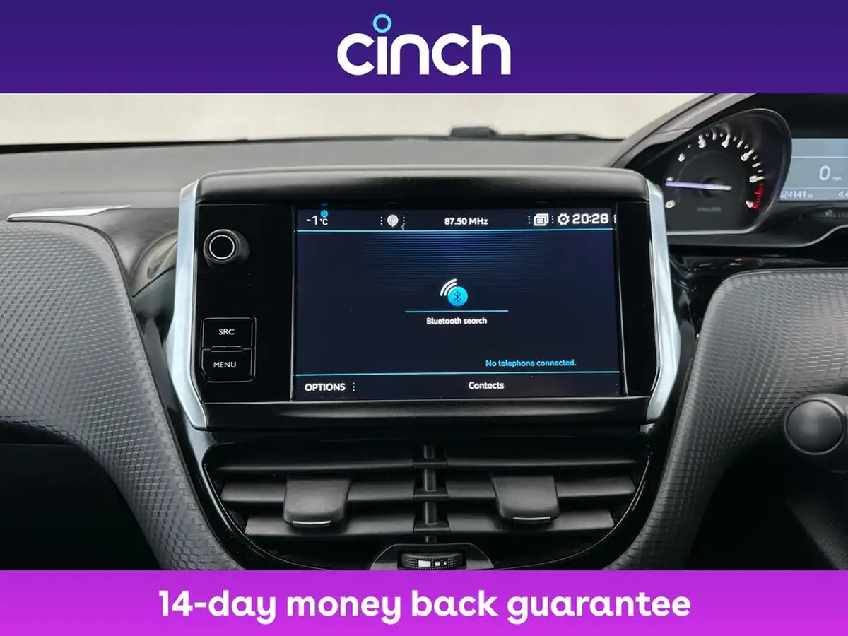 2018-peugeot-208-12-puretech-tech-edition-82bhp-big-31