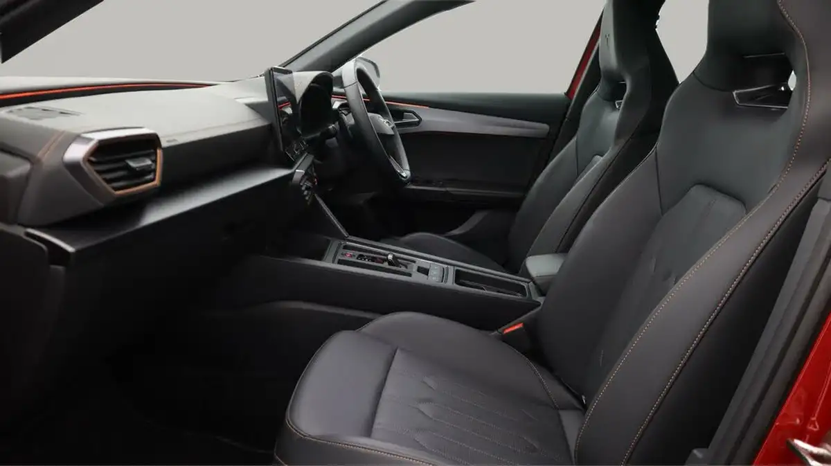 2024-cupra-formentor-14-e-hybrid-v2-big-14