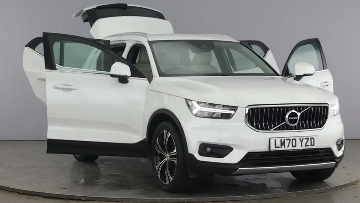 2020-volvo-xc40-20-b4-inscription-pro-big-8