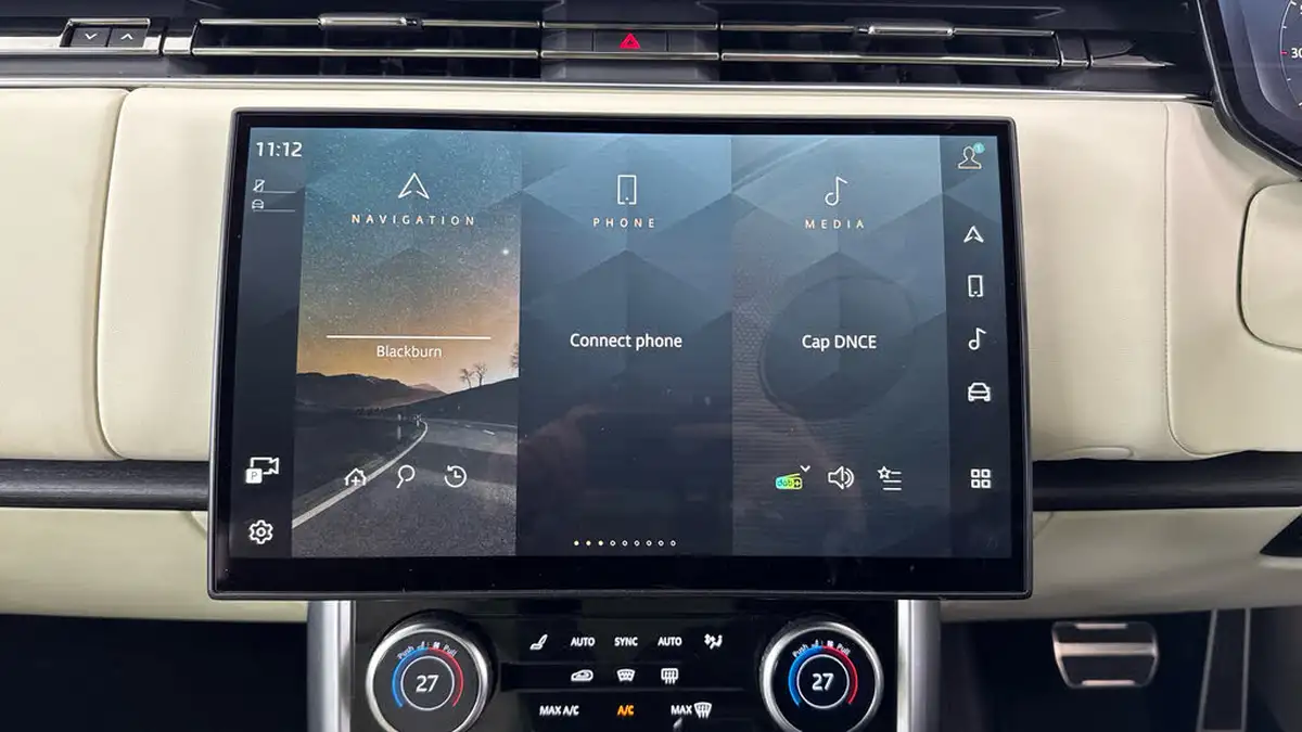 2022-land-rover-range-rover-30-p440e-se-big-11