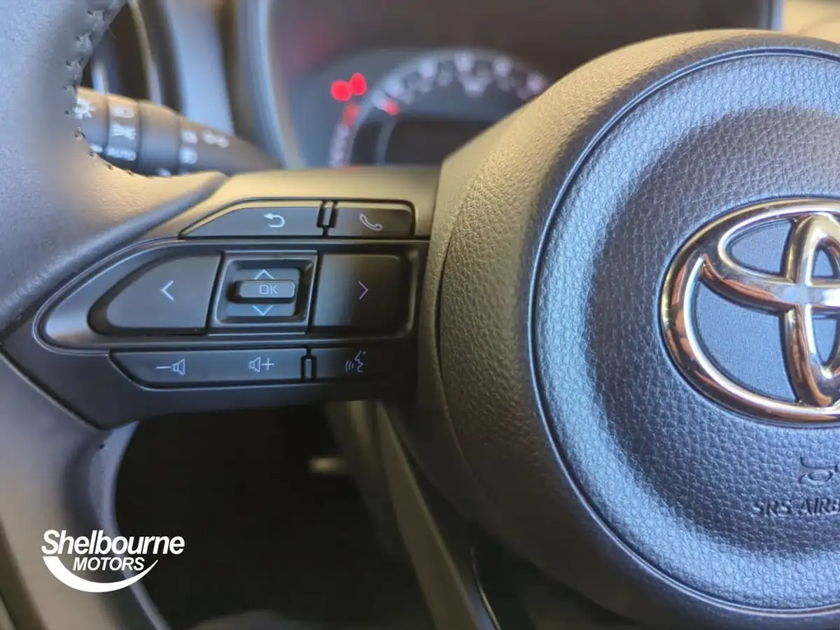 2023-toyota-aygo-x-10-vvt-i-edge-cvt-big-23