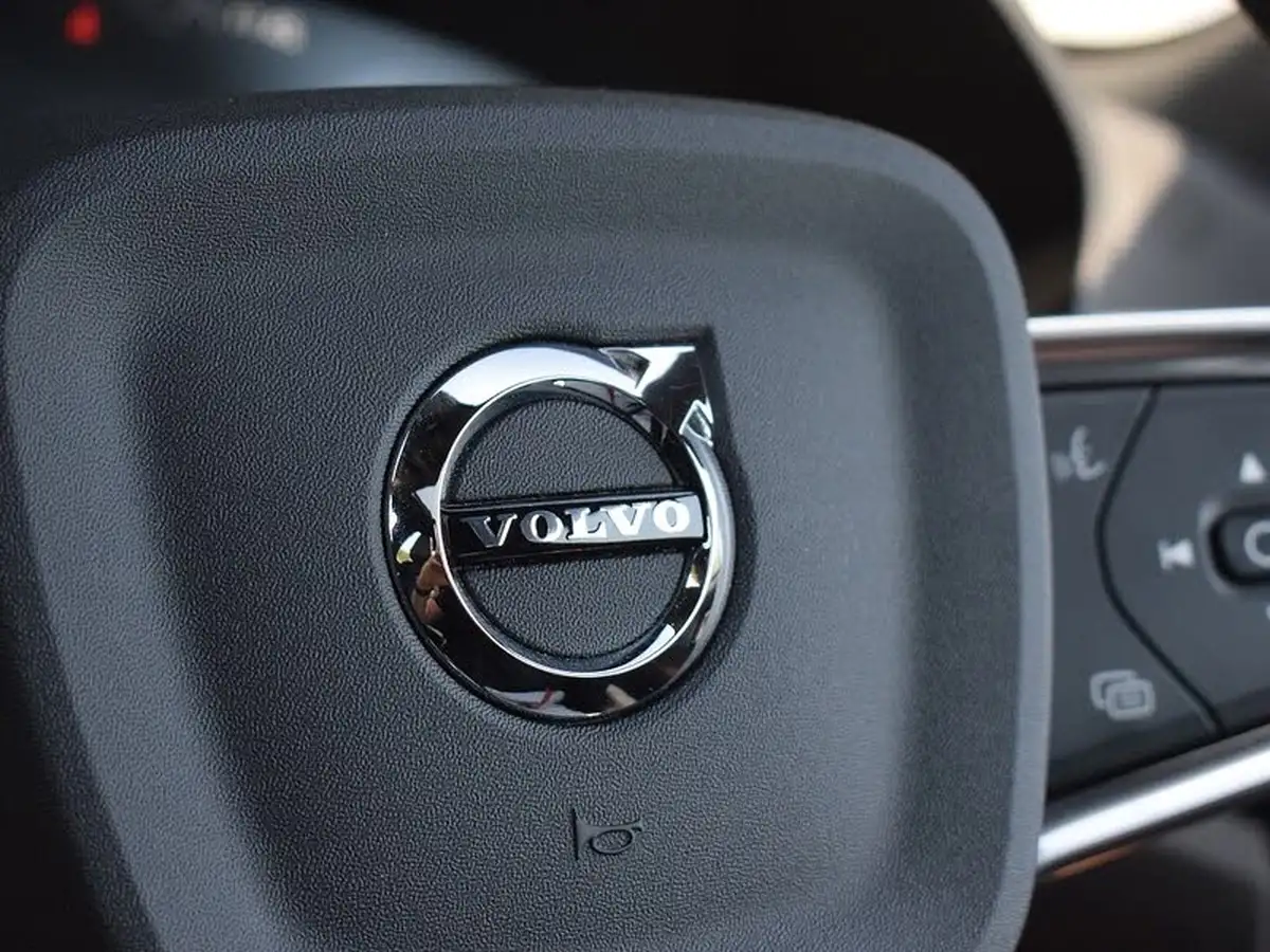 2022-volvo-xc40-15-t5-r-design-pro-big-23