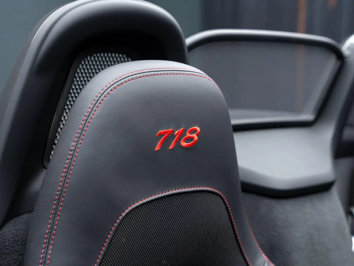 2019-porsche-boxster-718-20-boxster-t-pdk-big-37