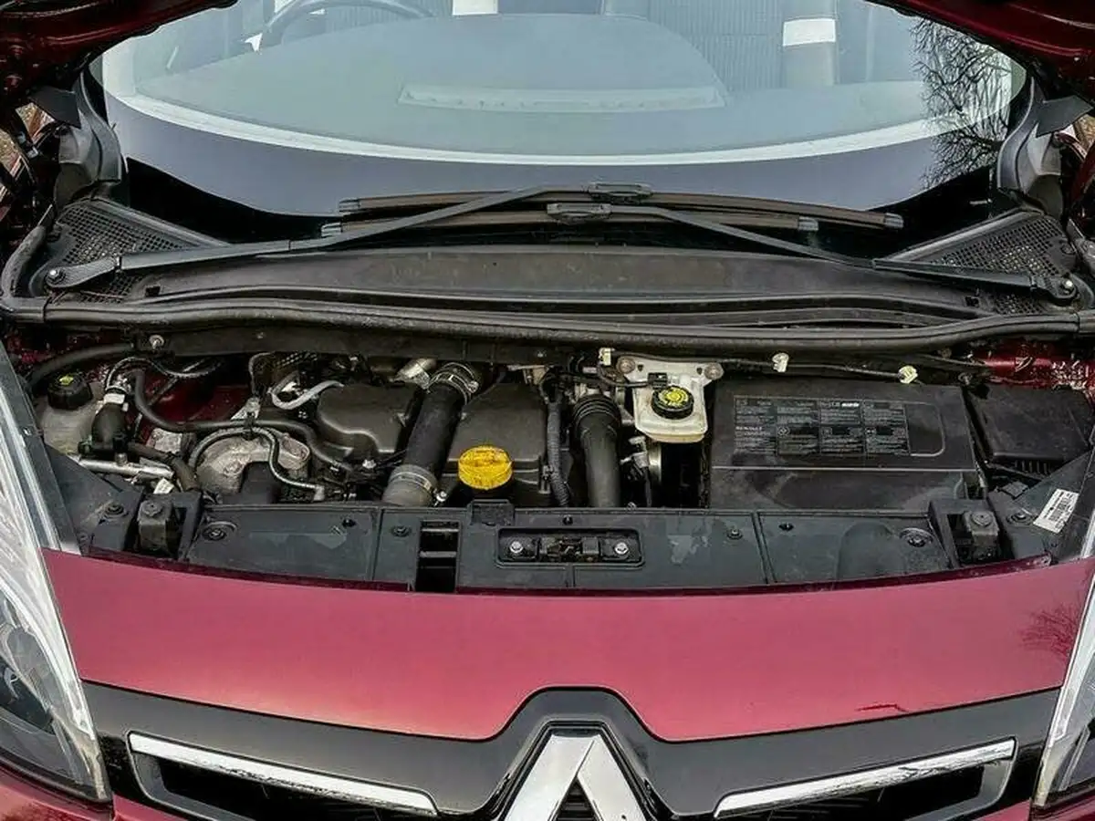 2015-renault-grand-scenic-15dci-dynamique-nav-edc-auto-big-44