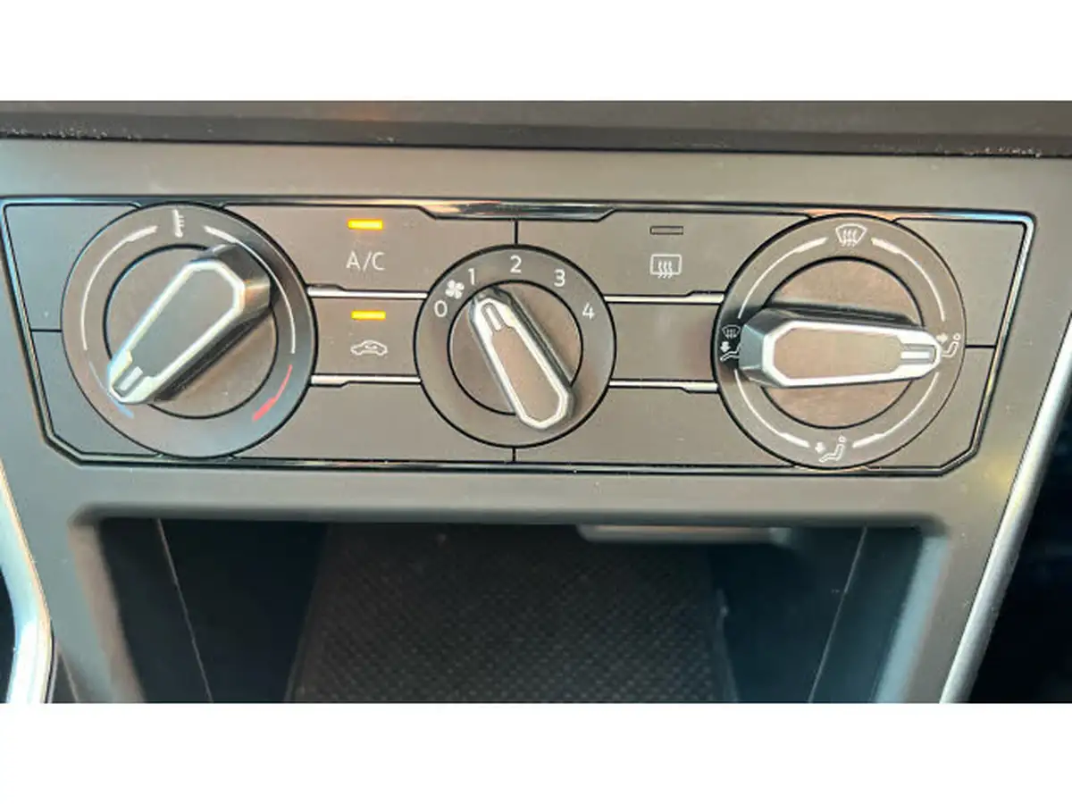 2021-volkswagen-polo-10-tsi-life-big-22