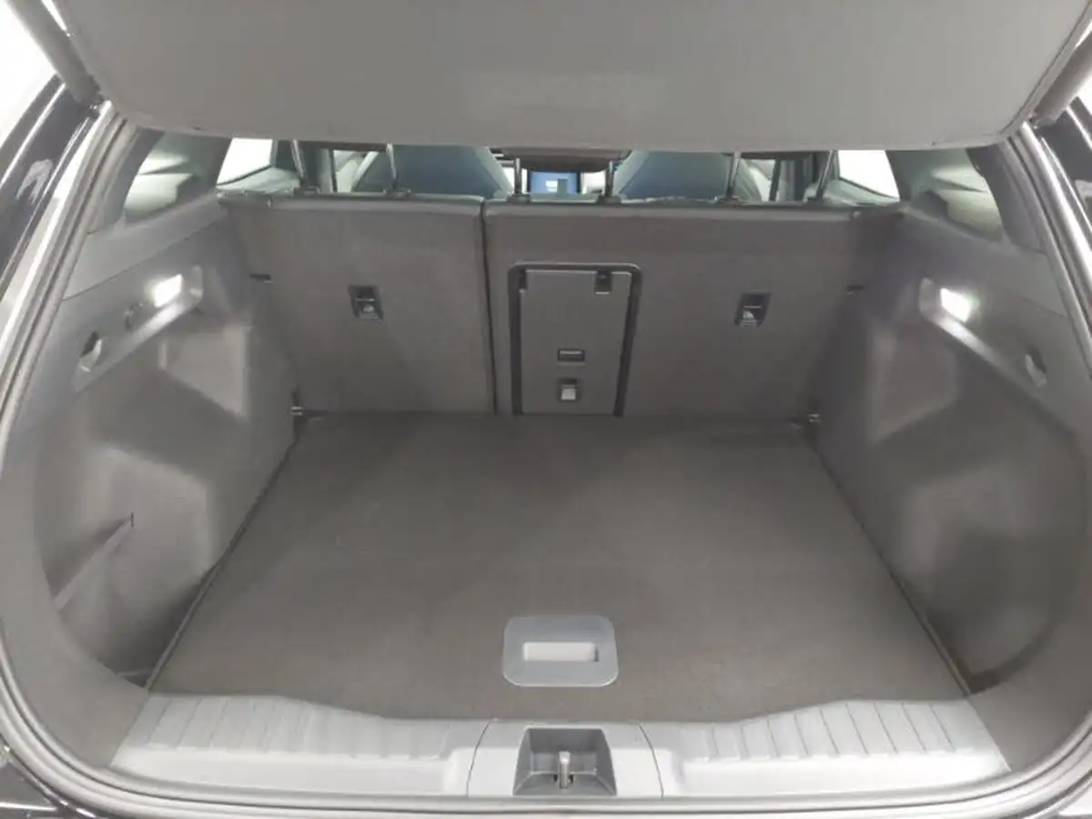 2024-ford-explorer-e-premium-286ps-77kwh-big-7
