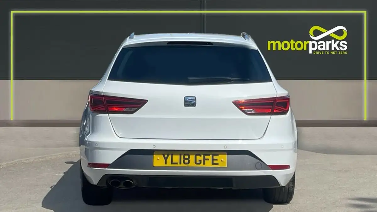 2018-seat-leon-14-ecotsi-fr-technology-estate-5d-dsg-big-3