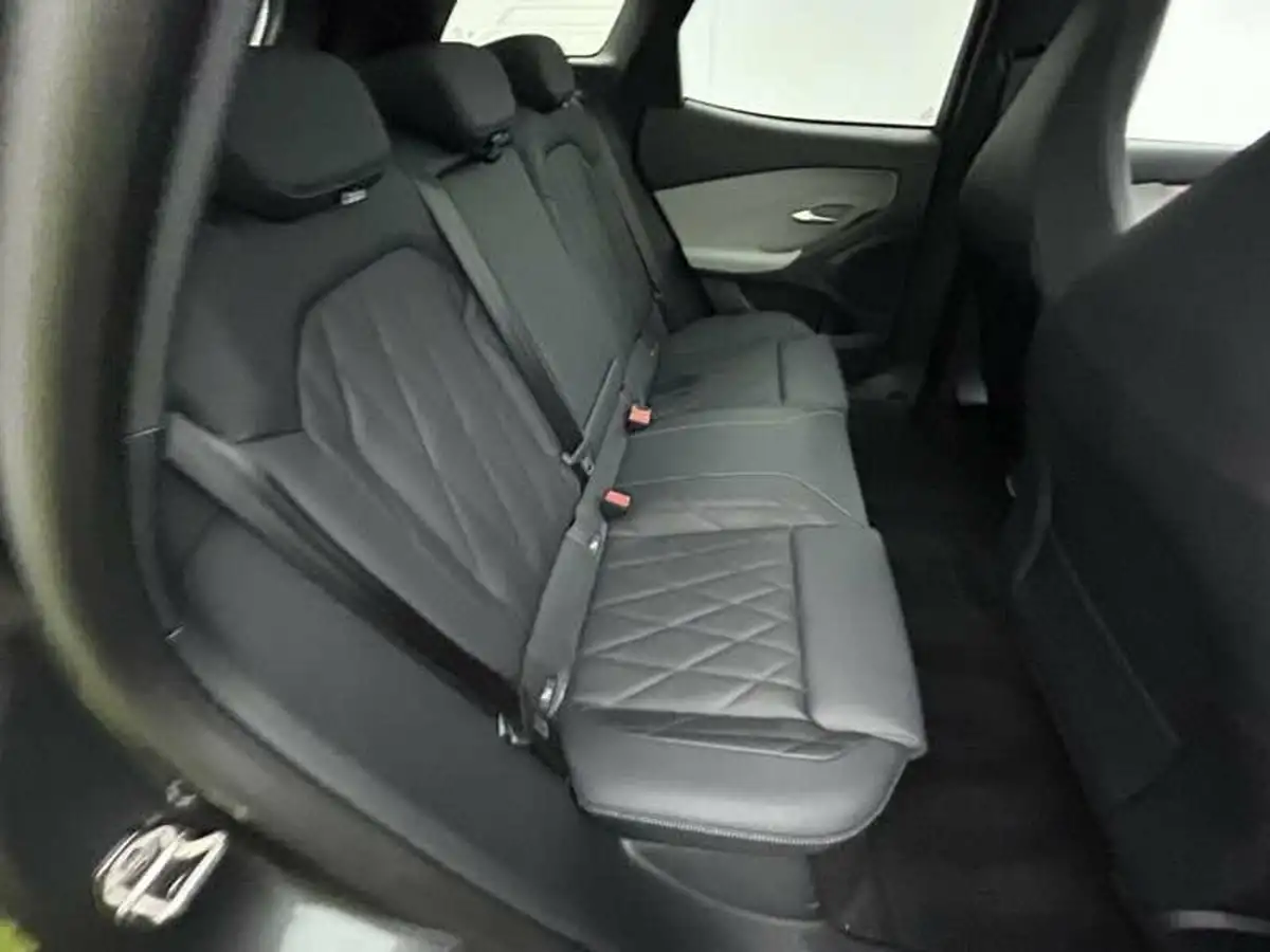 2024-ford-explorer-e-premium-286ps-77kwh-big-4