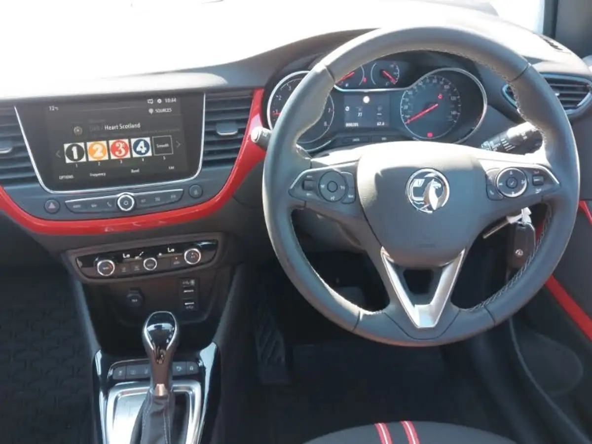 2023-vauxhall-crossland-12-gs-130ps-auto-big-6