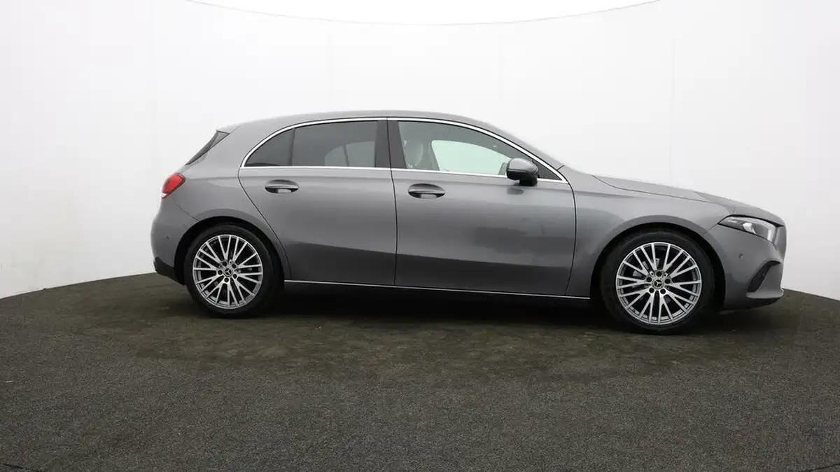 2021-mercedes-benz-a-class-13-a180-sport-executive-edition-hatchback-5d-7g-dct-big-39