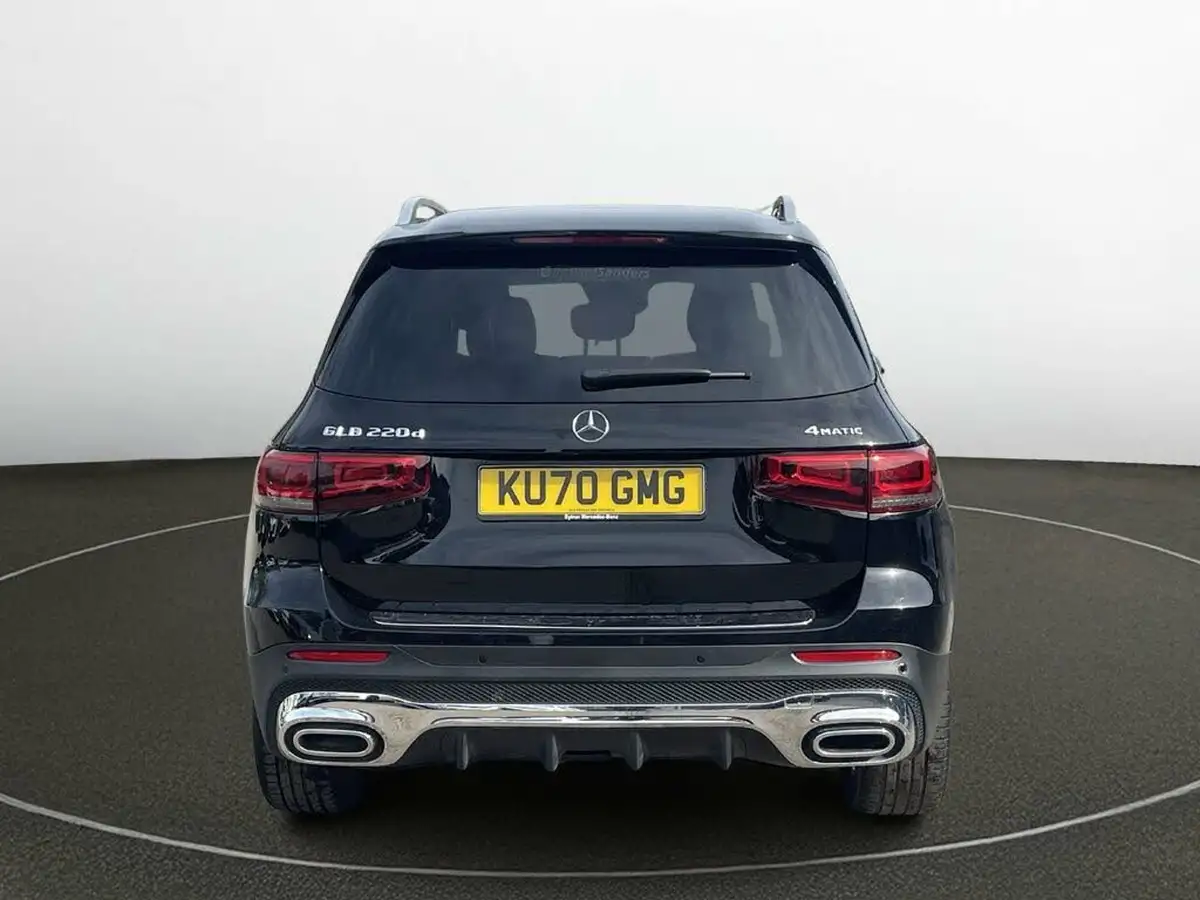 2020-mercedes-benz-glb-class-20d-glb220d-amg-line-premium-5-big-8