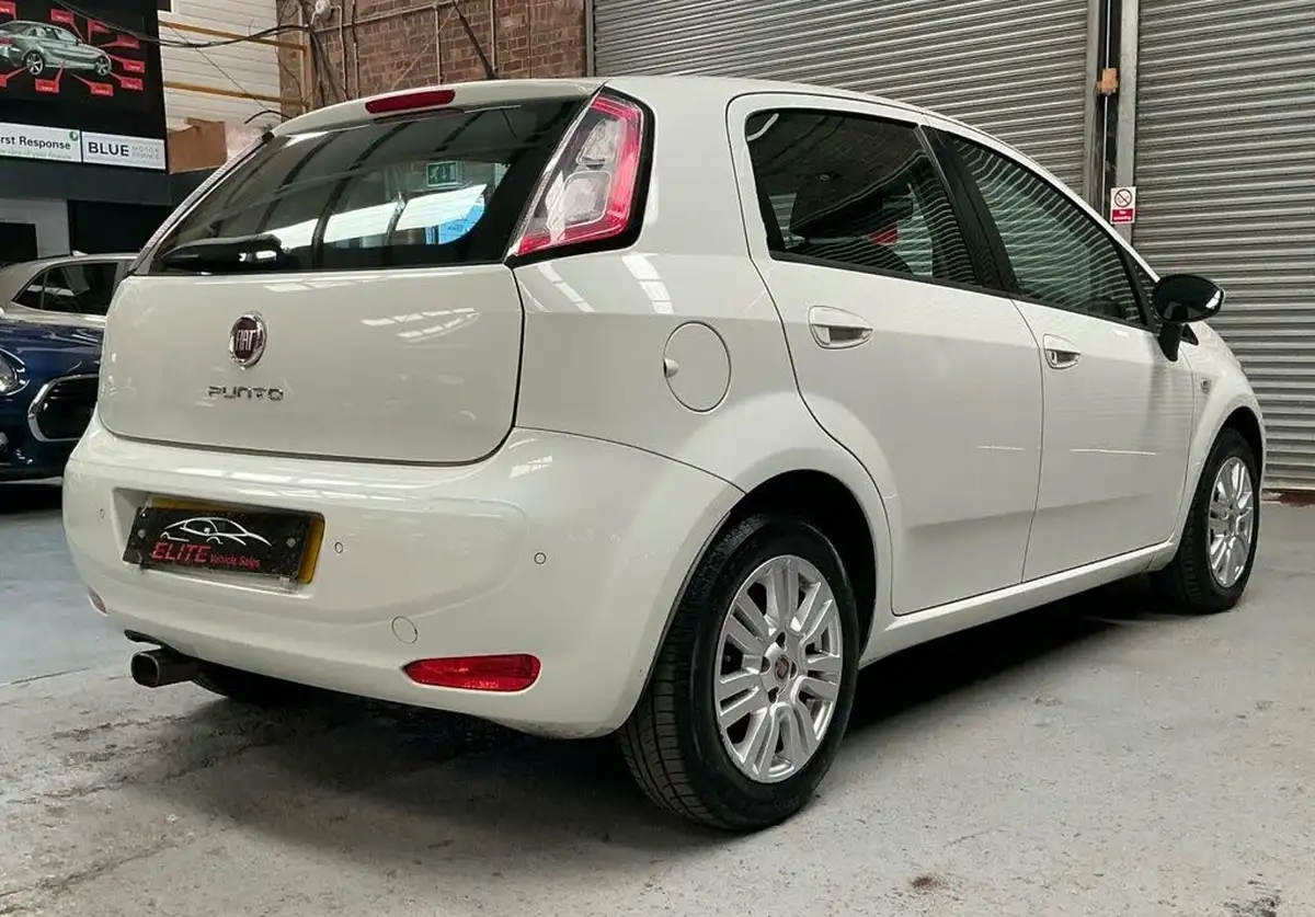 2013-fiat-punto-12-easy-no-ss-5d-big-7