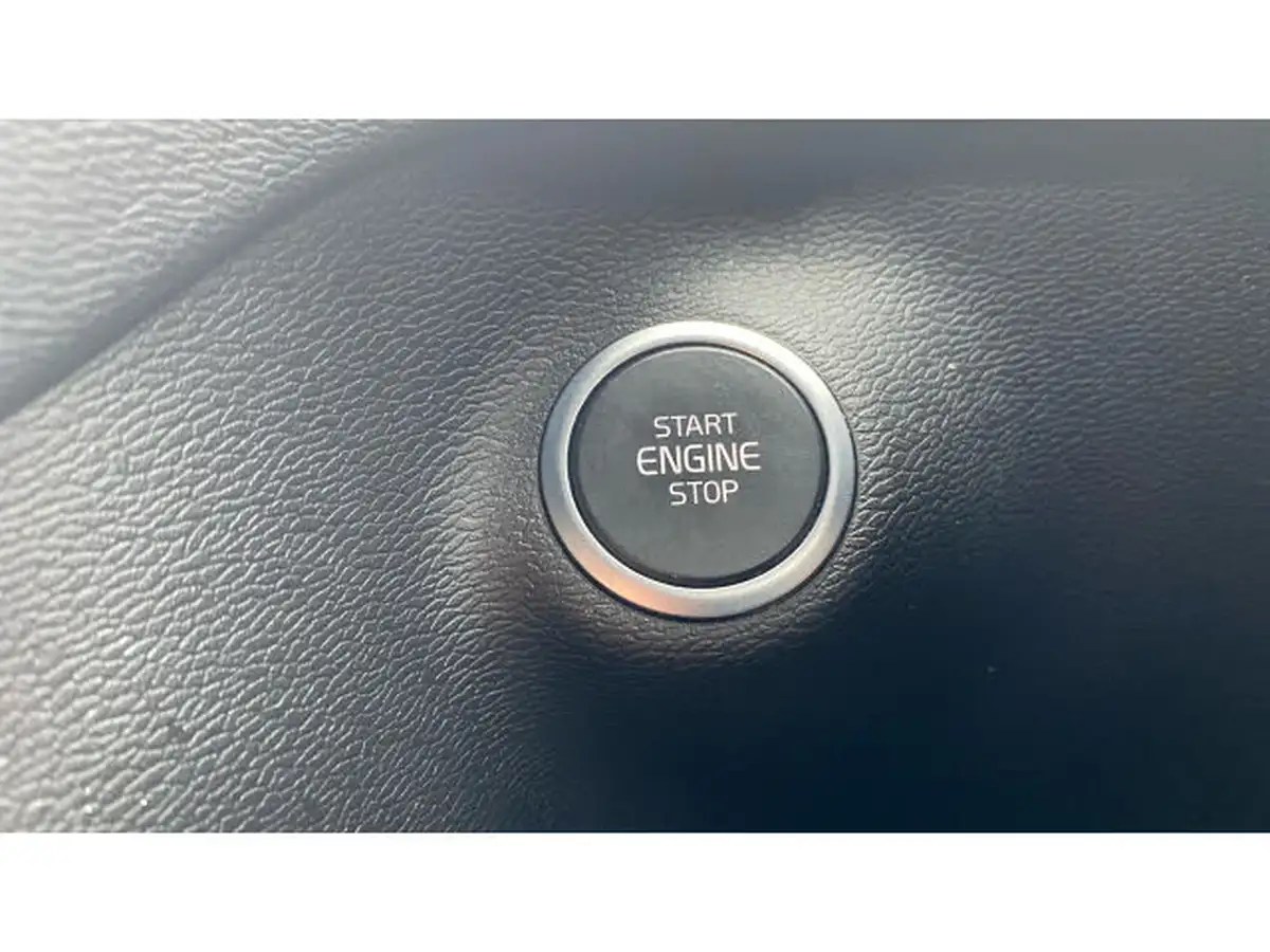 2022-volvo-xc40-15-t4-r-design-big-21