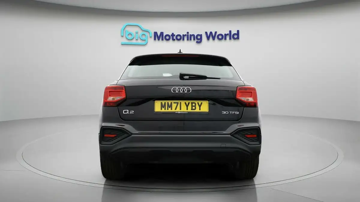 2022-audi-q2-10-30-tfsi-technik-big-5