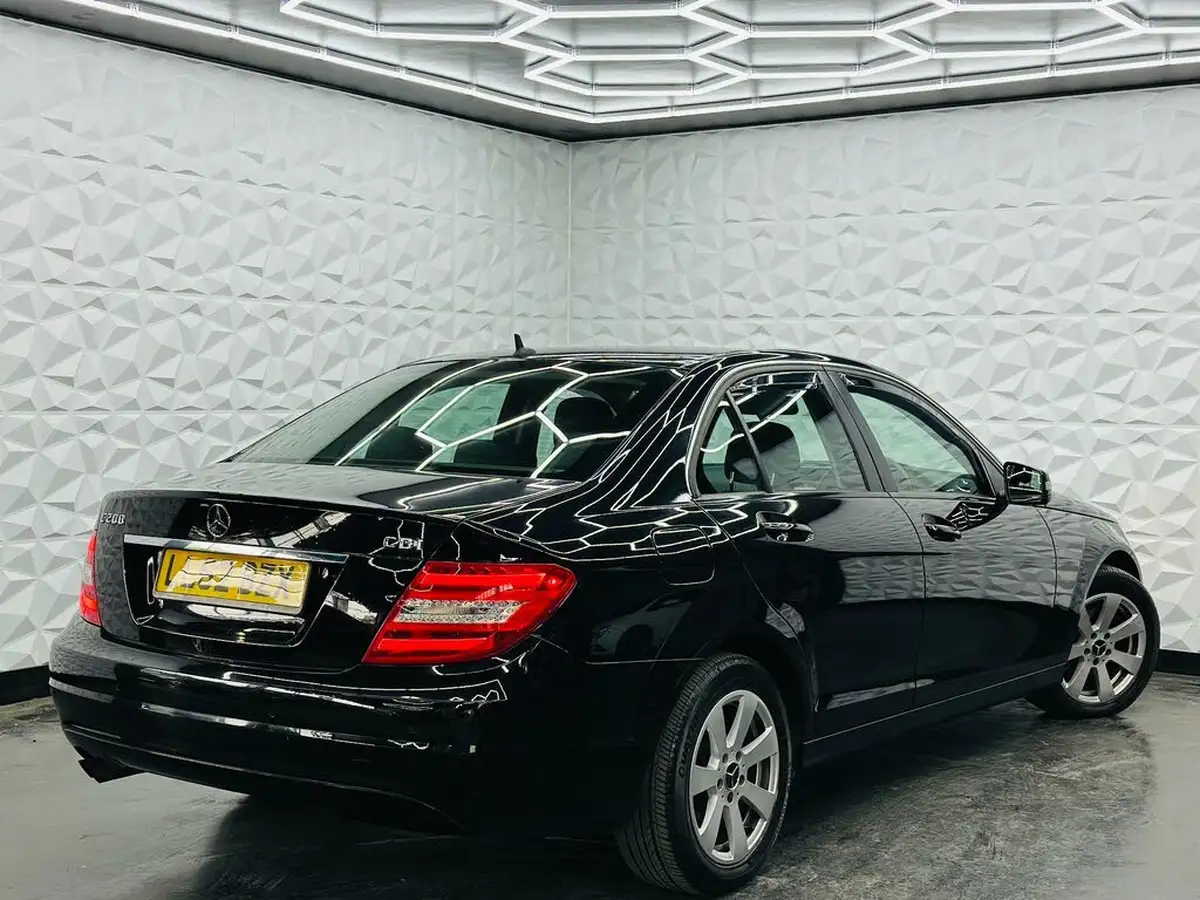 2012-mercedes-benz-c-class-21cdi-c200-cdi-executive-se-saloon-4d-big-43