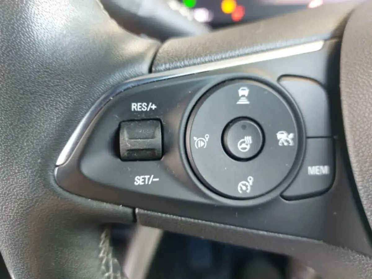 2021-vauxhall-mokka-12-sri-premium-130ps-big-15
