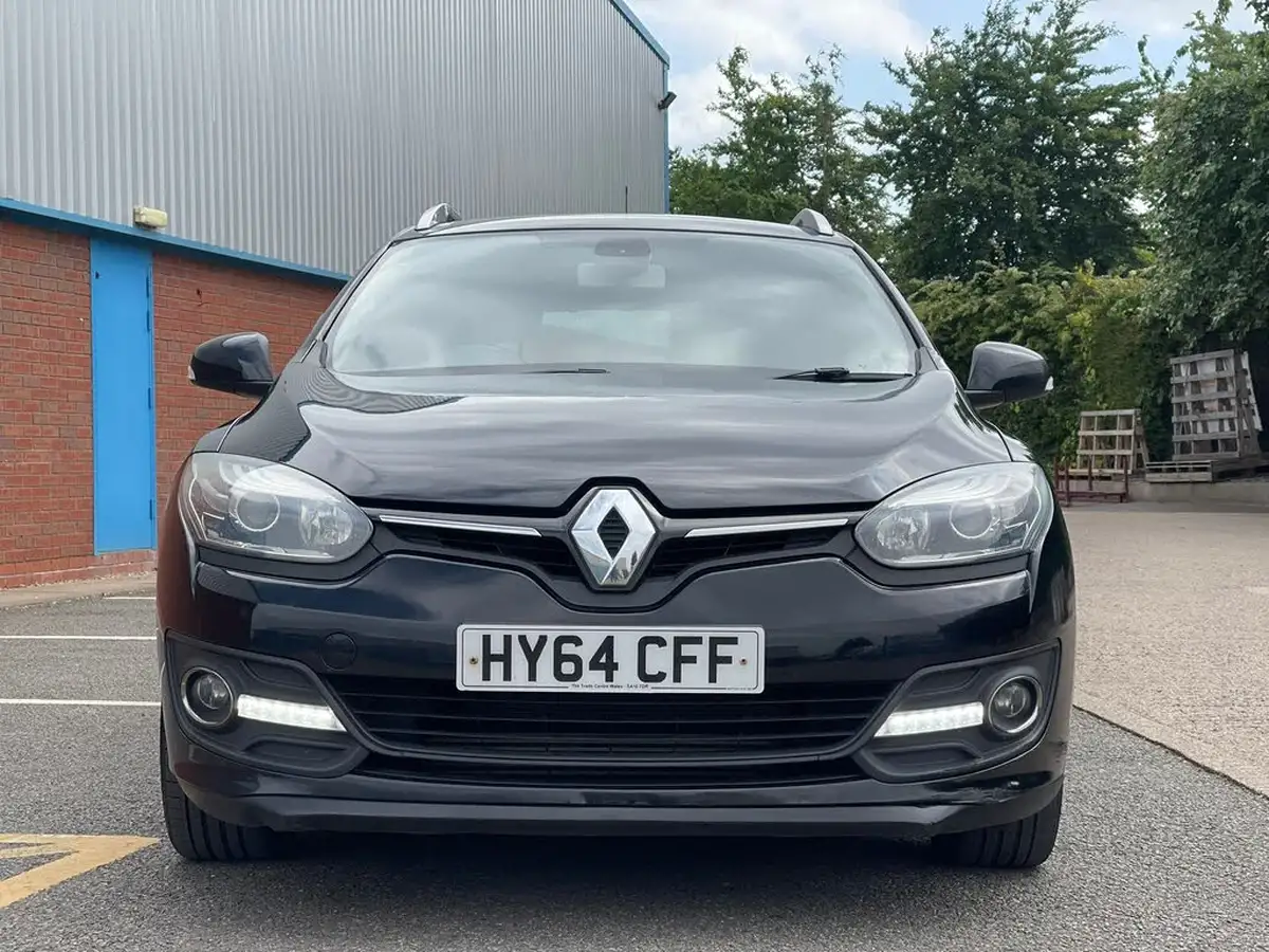 2014-renault-megane-15dci-dynamique-tom-tom-energy-ss-sport-tourer-5d-big-10