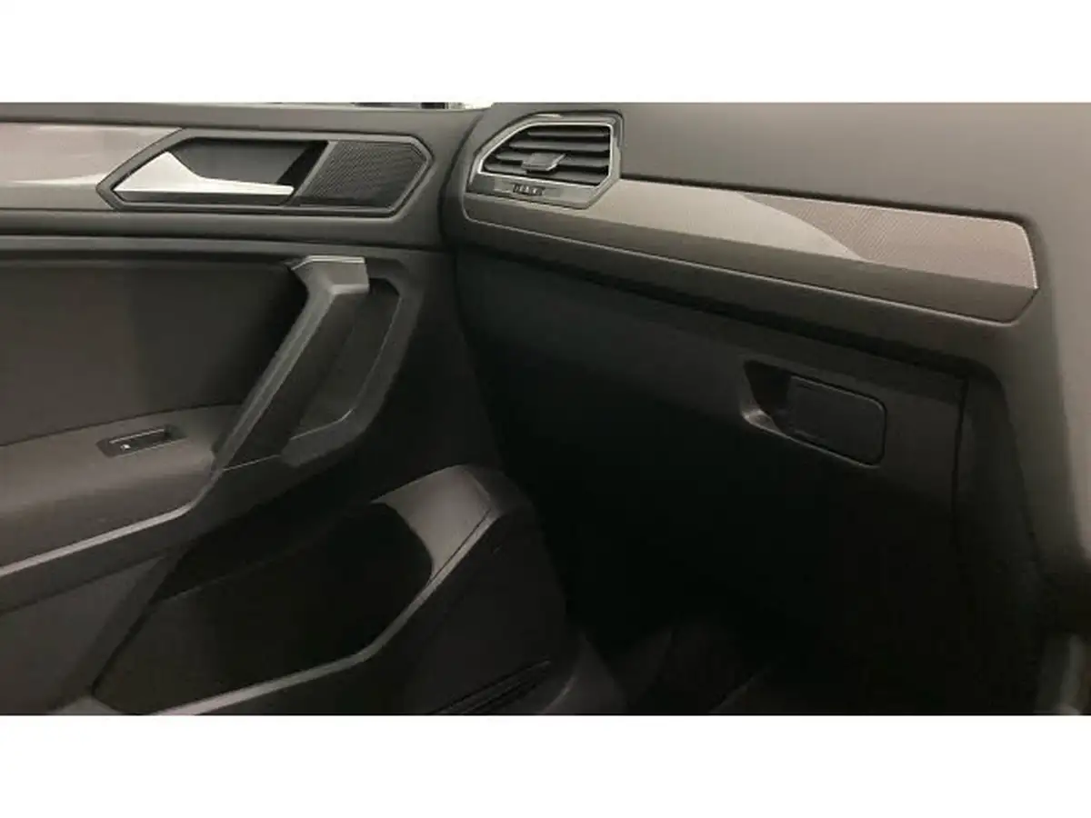 2022-volkswagen-tiguan-allspace-15-tsi-life-dsg-big-34