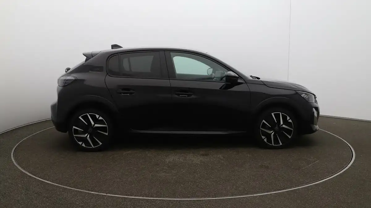 2024-peugeot-208-12-puretech-gt-100ps-big-48