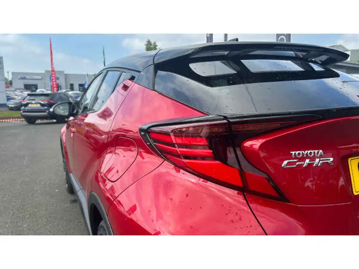 2022-toyota-c-hr-18-vvt-i-gr-sport-big-26