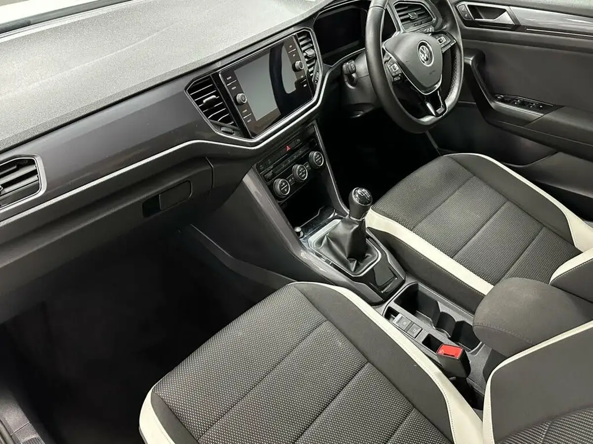 2021-volkswagen-t-roc-20tdi-sel-evo-big-9