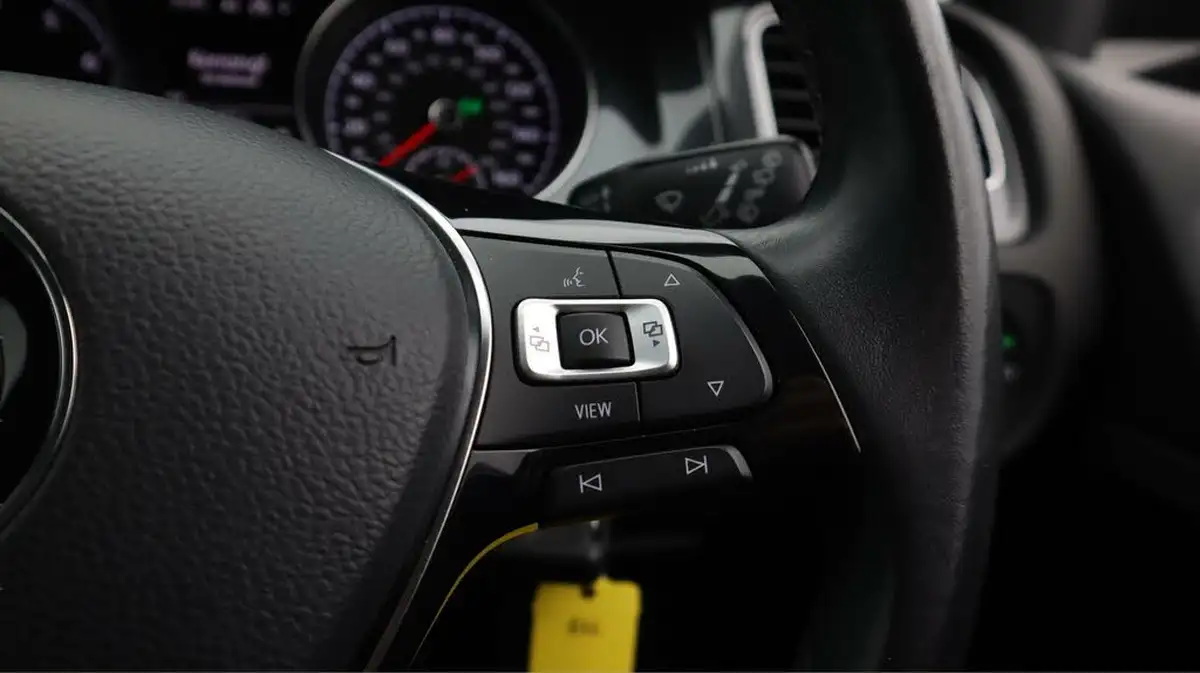 2019-volkswagen-golf-15-tsi-match-edition-150ps-hatchback-dsg-big-26