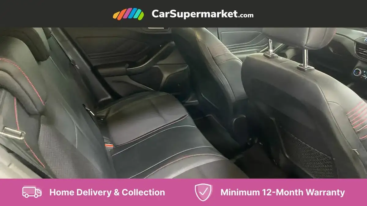2018-ford-focus-15-st-line-x-hatchback-auto-big-4