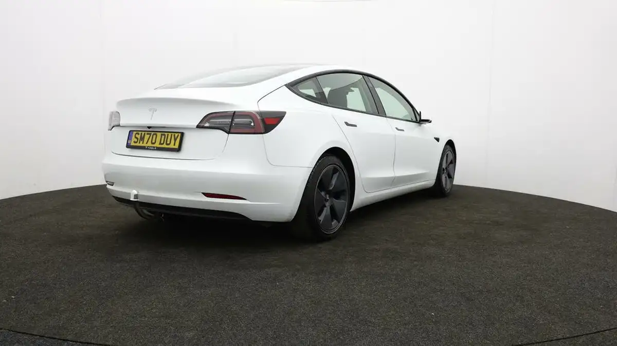 2020-tesla-model-3-e-standard-plus-big-37