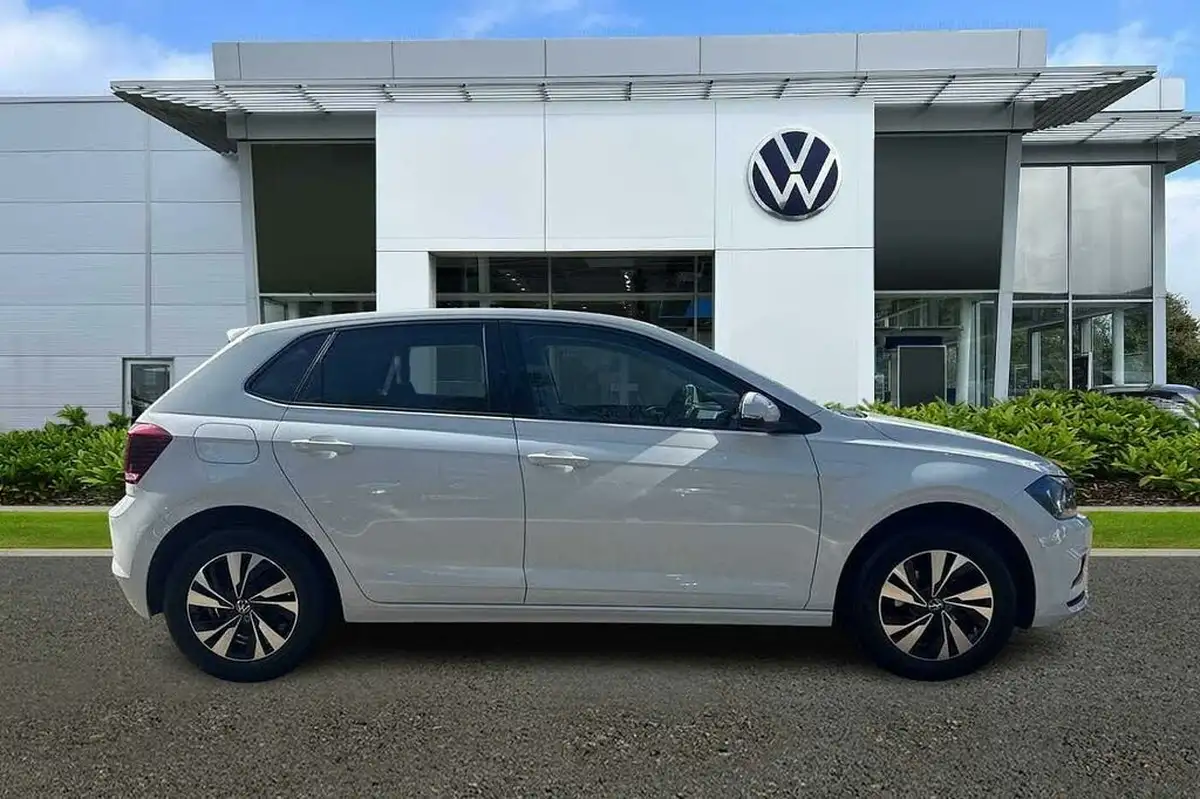 2021-volkswagen-polo-10-tsi-match-big-3