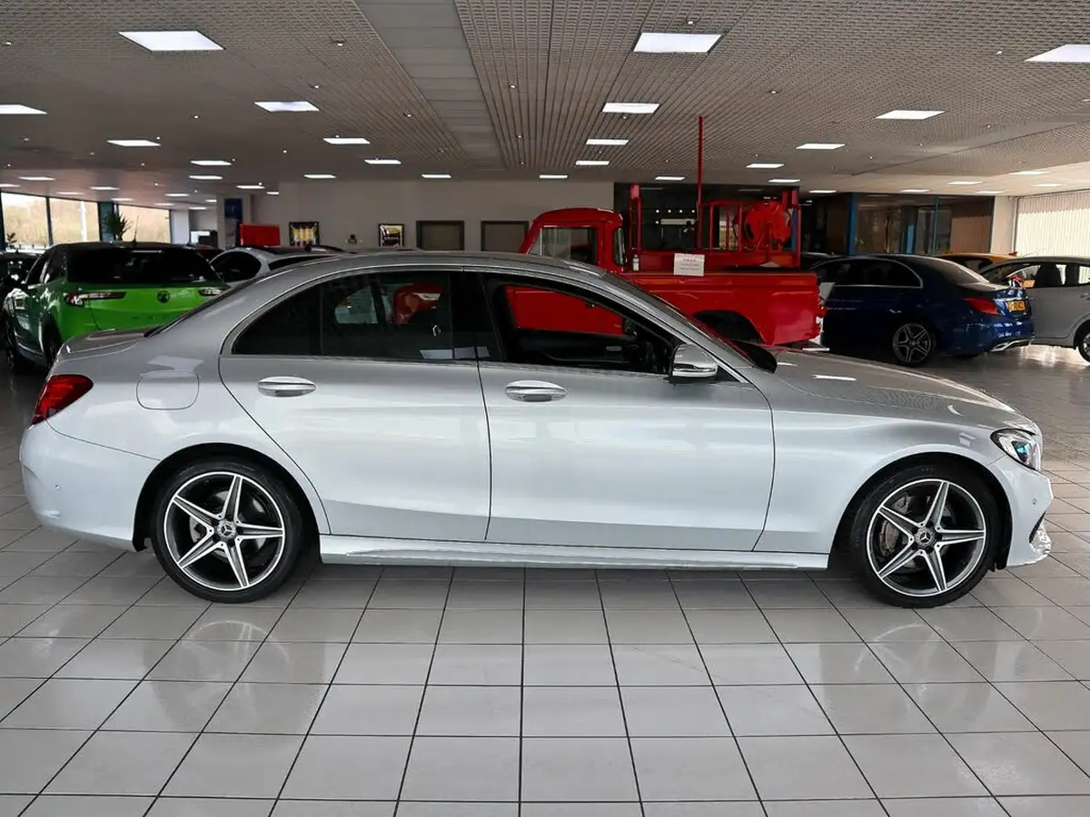 2017-mercedes-benz-c-class-21d-c220d-amg-line-ss-saloon-4d-9g-tronic-plus-big-5