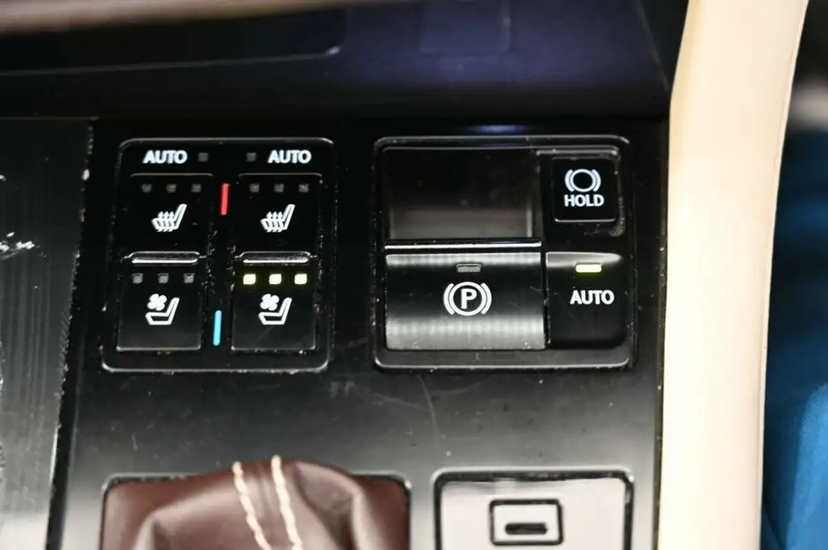 2019-lexus-rx-450h-35-rx-big-26
